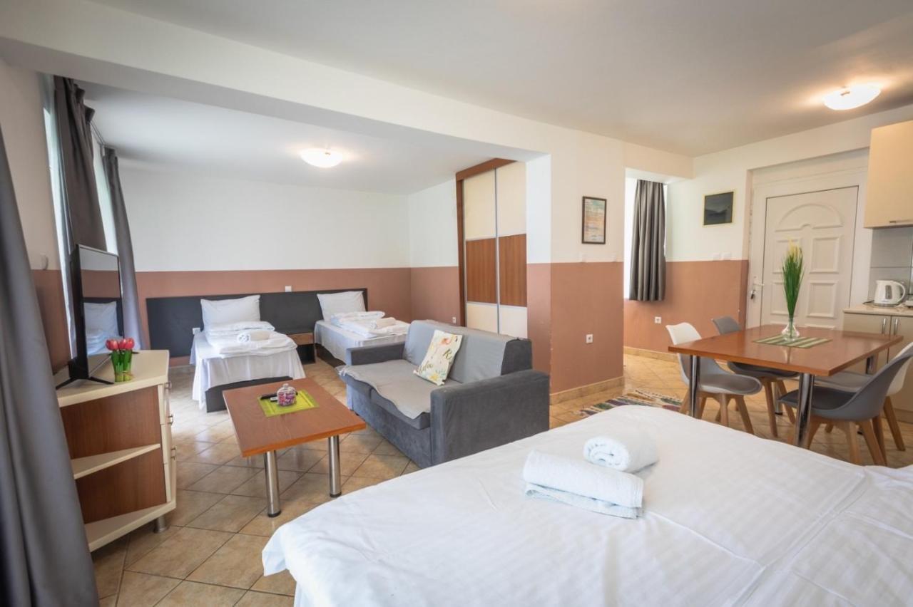 Fuk-Tak'S Bungalow Dojran Экстерьер фото